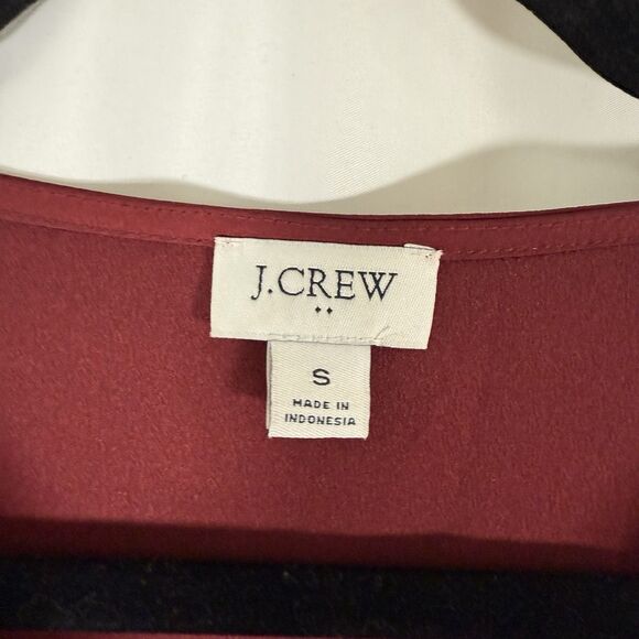 J. Crew Blouse Women's Small Burgundy Sleeveless Draped Neckline Lightweight - Picture 4 of 11